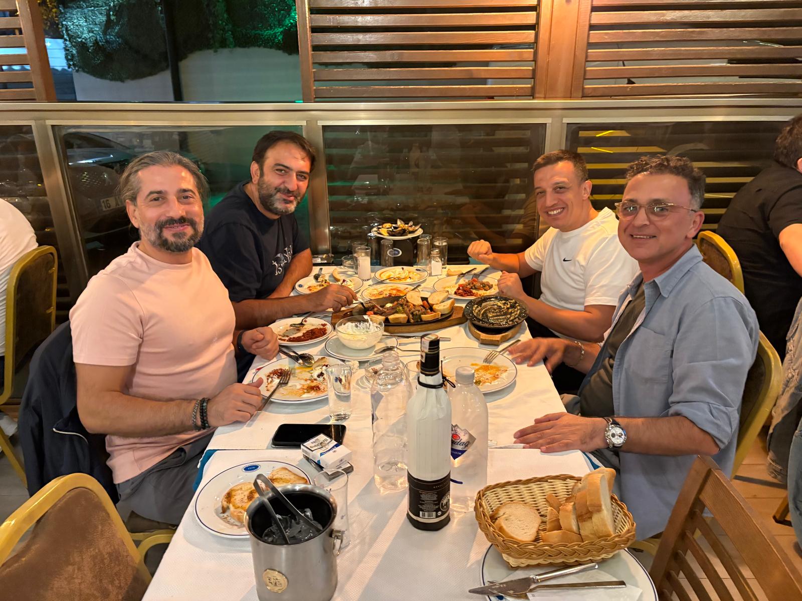 Kardeşlik Bitti görseli